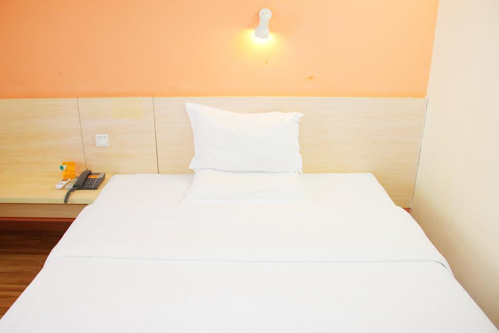 7Days Inn Guangzhou Longkou East Номер фото
