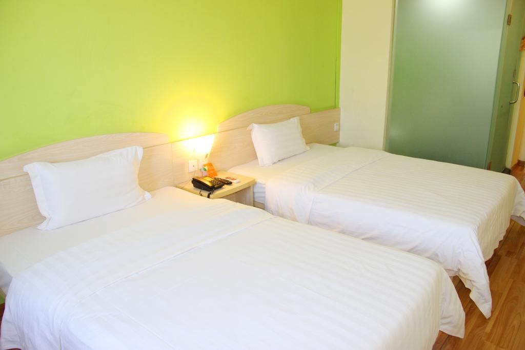 7Days Inn Guangzhou Longkou East Номер фото