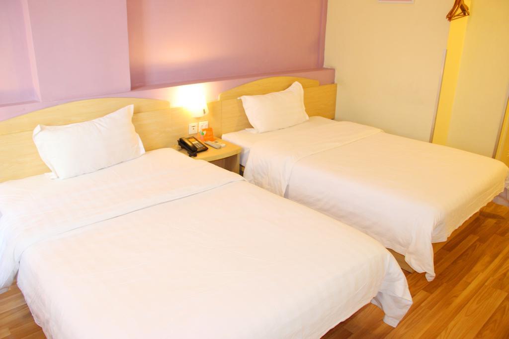 7Days Inn Guangzhou Longkou East Екстер'єр фото