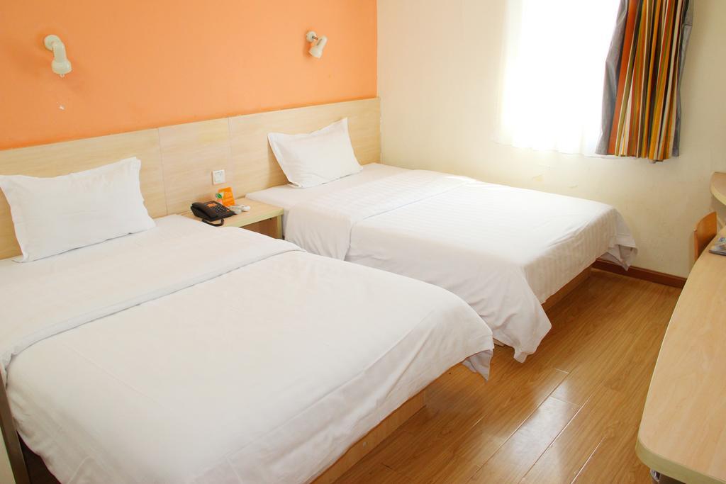 7Days Inn Guangzhou Longkou East Екстер'єр фото