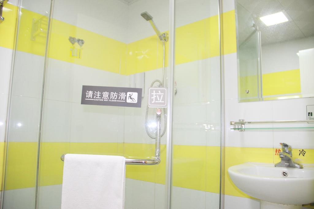 7Days Inn Guangzhou Longkou East Номер фото