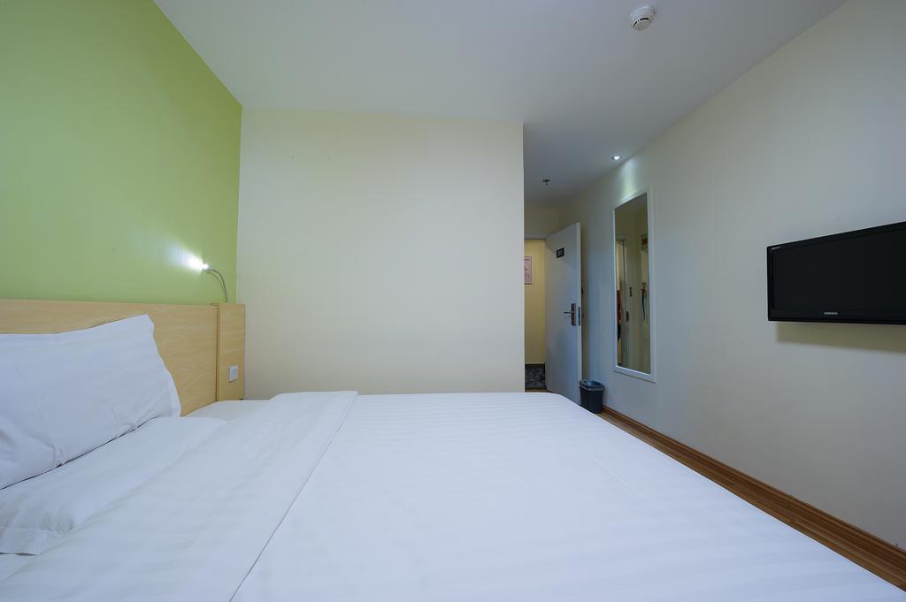 7Days Inn Guangzhou Longkou East Номер фото