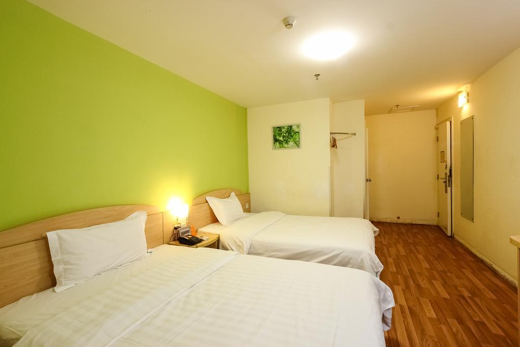 7Days Inn Guangzhou Longkou East Екстер'єр фото