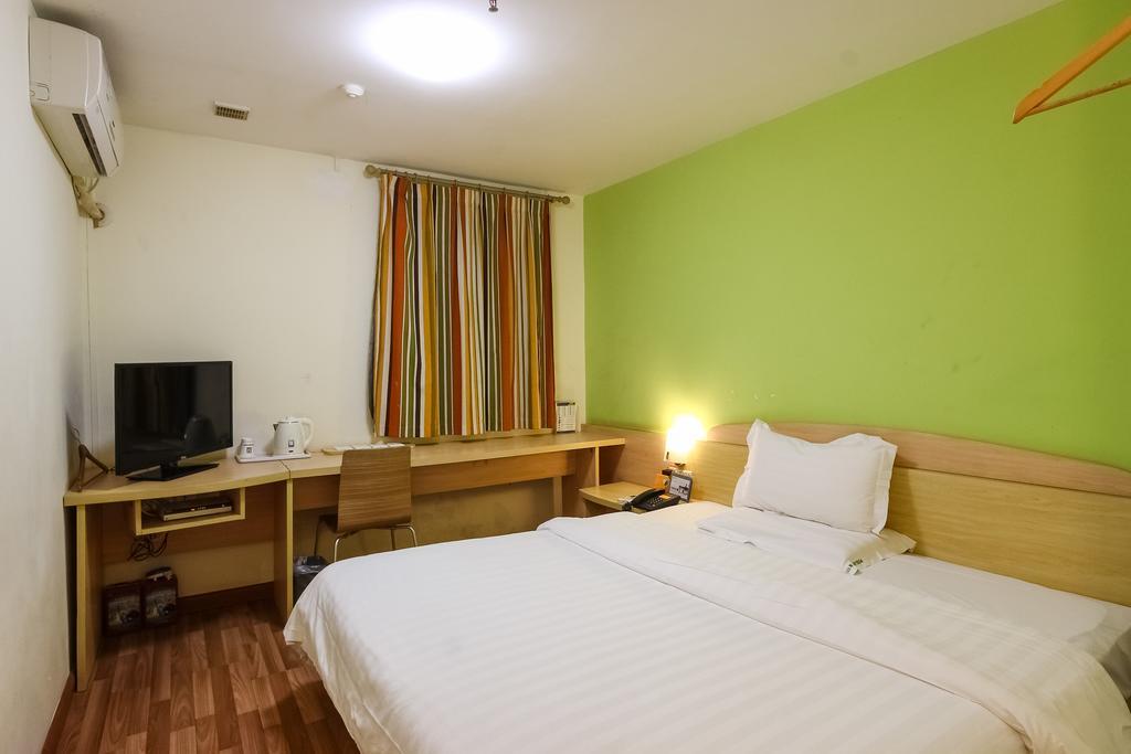 7Days Inn Guangzhou Longkou East Екстер'єр фото