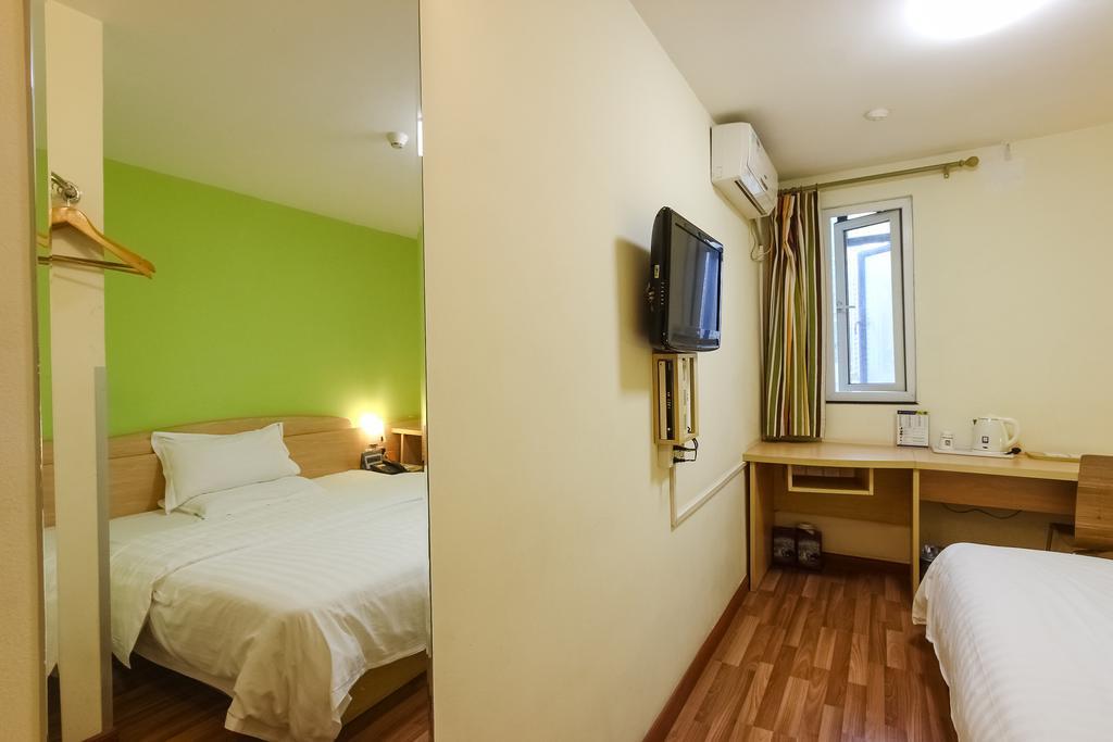 7Days Inn Guangzhou Longkou East Екстер'єр фото