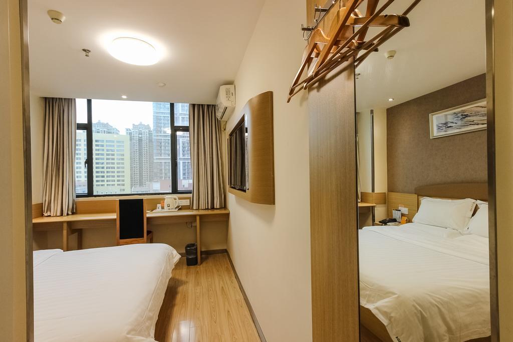 7Days Inn Guangzhou Longkou East Екстер'єр фото